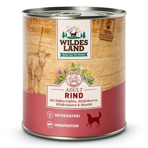 Rind mit Süßkartoffeln, Heidelbeeren, Wildkräutern und Distelöl
