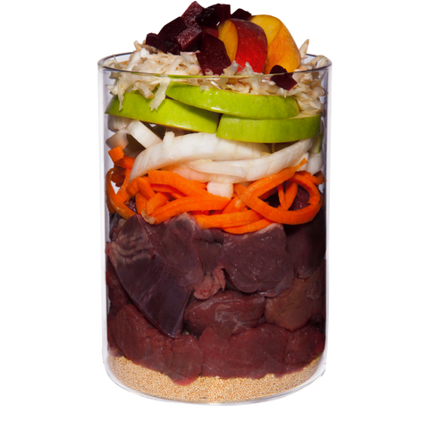 Pferd mit Amaranth, Pfirsich und Roter Bete