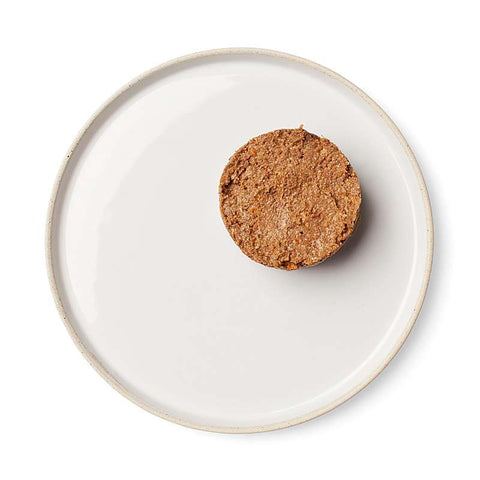 Bio Rind mit Apfel und Haferflocken